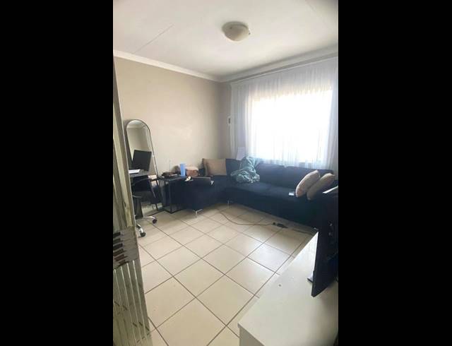 2 BEDROOM APARTMENT FOR SALE IN FLEURHOF